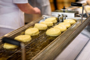 donuts deep frying