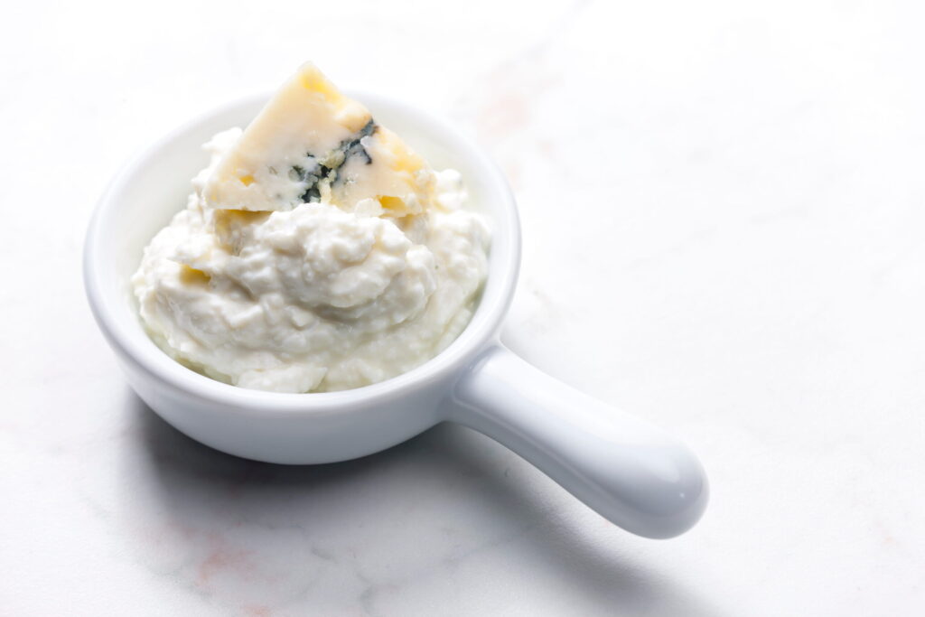 blue-cheese dressing